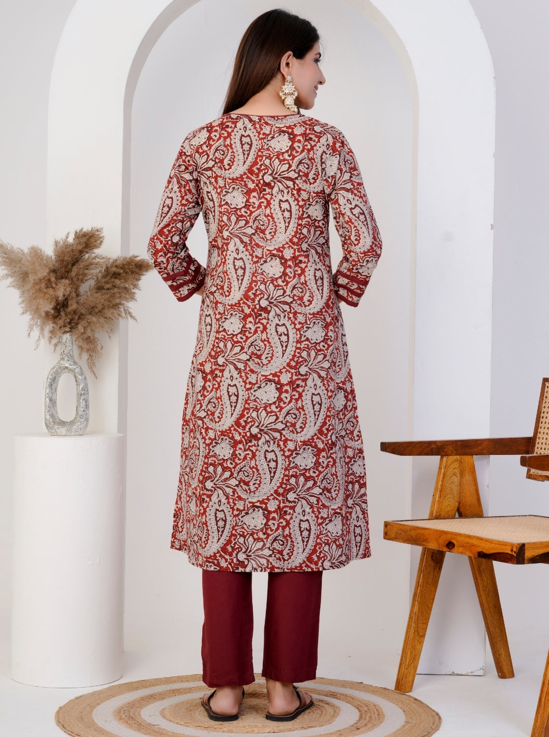 Women’s Rust Red Paisley Print Cotton Kurta Set with Straight Pants