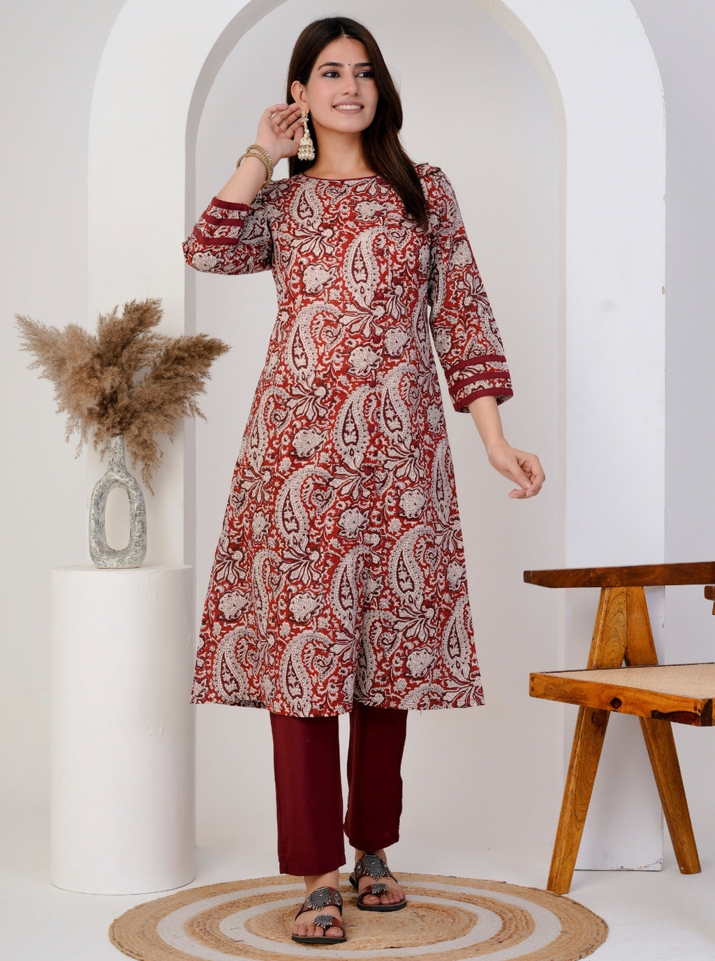 Women’s Rust Red Paisley Print Cotton Kurta Set with Straight Pants