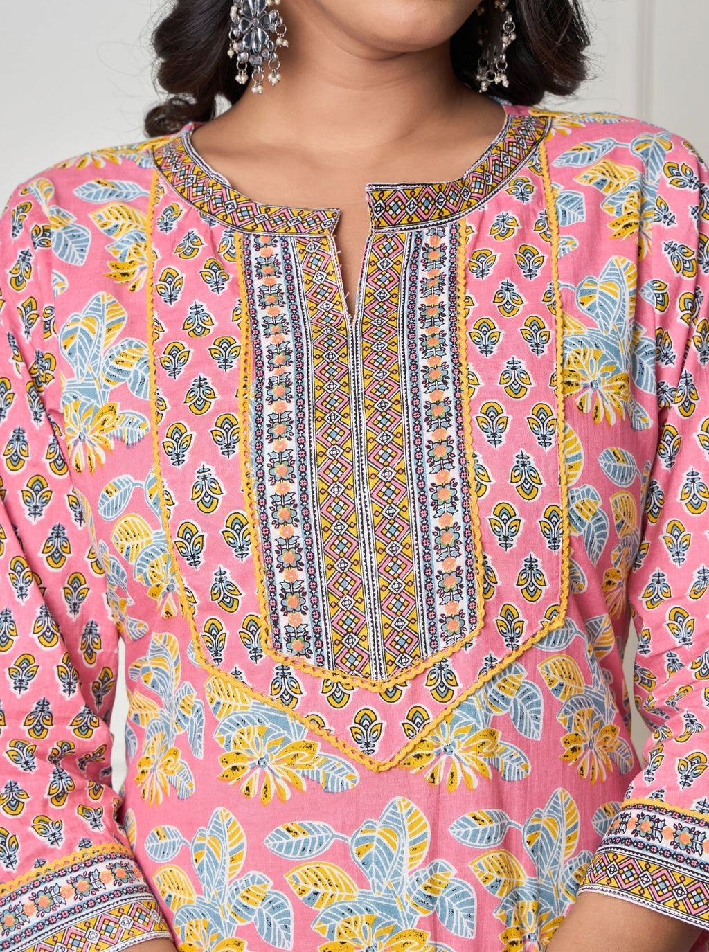 Elegant Pink Floral Printed Cotton Kurta Set with Dupatta for Women